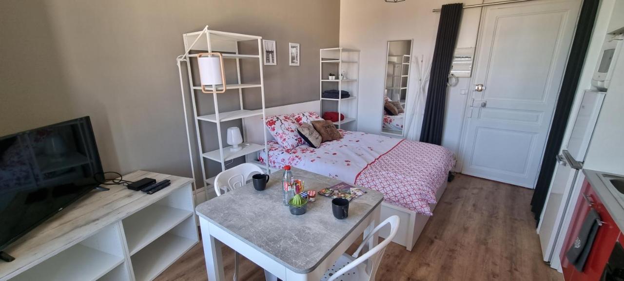 Vittel Studio Neuf En Centre-Ville Ideal Curiste المظهر الخارجي الصورة